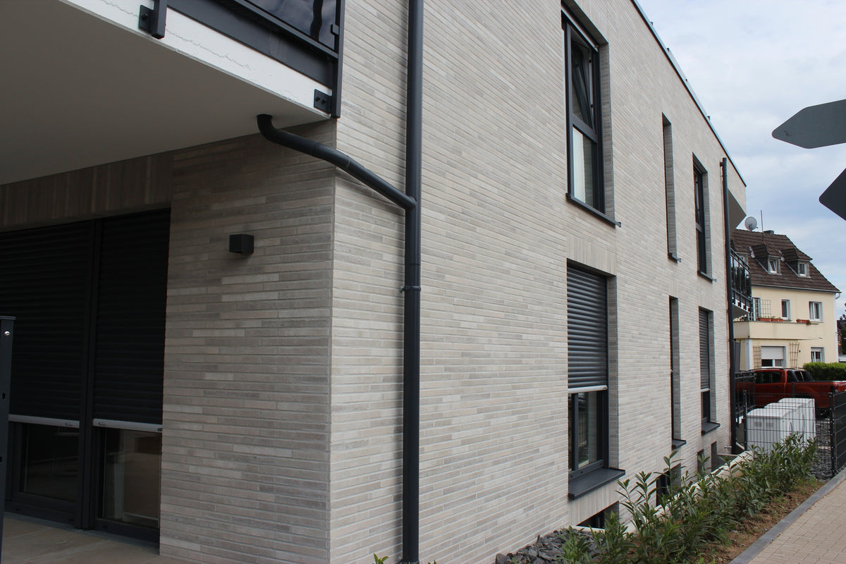 Klinkerriemchen Langformat 468 x 40 mm Grau-Beige Fassadenriemchen